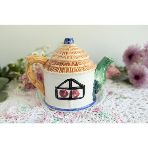 Vintage Ceramic Cottage House Teapot & Creamer Set, Made in Japan, Display-Only - Picture 4 of 9